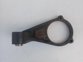 кронштейн (крепление) Nissan Primera P10 1997, 2.0 л., дизель, МКПП, седан