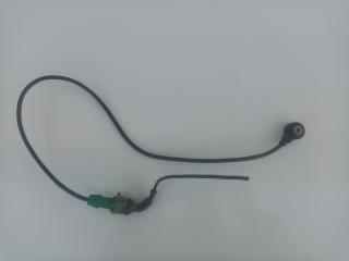 датчик детонации Volkswagen Passat B5 1998, 1.6 л., бензин, МКПП, седан, 054905377H