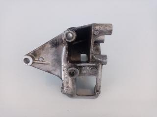 кронштейн двигателя Rover 400 Series 1 поколение 1996, 1.4 л., бензин, МКПП, хетчбэк 5 дв., QVU10022