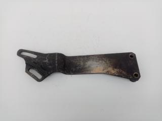 кронштейн (крепление) Audi 80 B3 1990, 1.8 л., бензин, МКПП, седан, 026145387