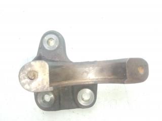кронштейн (крепление) Renault Trafic 2 поколение 2004, 1.9 л., дизель, МКПП, минивэн, 613675