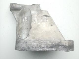 кронштейн (крепление) Nissan X-Trail T30 2003, 2.2 л., дизель, МКПП, минивэн