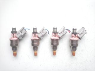 форсунка Suzuki Baleno 1 поколение 1998, 1.3 л., бензин, МКПП, хетчбэк 5 дв., 19500-2400