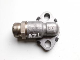 патрубок (трубопровод, шланг) Volkswagen Passat B5 2001, 1.6 л., бензин, МКПП, седан, 06B131771