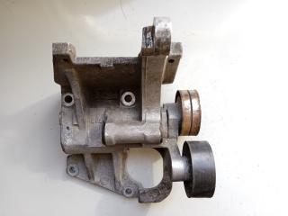 кронштейн двигателя Ford Escort 5 поколение [2-й рестайлинг] 1997, 1.8 л., бензин, МКПП, хетчбэк 5 дв., 928F10K360AC