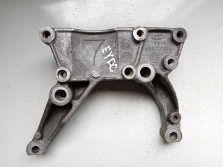 кронштейн (крепление) Ford Focus 1 поколение 2000, 1.8 л., бензин, МКПП, седан, 97BB-3K738AE