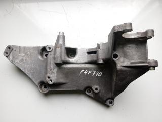 кронштейн (крепление) Renault Laguna 2 поколение 2001, 1.8 л., бензин, МКПП, хетчбэк 5 дв., 8200115762