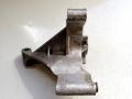 кронштейн (крепление) Volkswagen Golf 1 поколение 1993, 1.9 л., дизель, МКПП, универсал, 028145531C - фото №2
