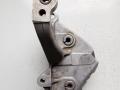 кронштейн (крепление) Volkswagen Golf 1 поколение 1993, 1.9 л., дизель, МКПП, универсал, 028145523E - фото №4