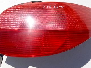 фонарь задний правый Peugeot 206 1 поколение 2003, 1.6 л., бензин, МКПП, купе, 2531D