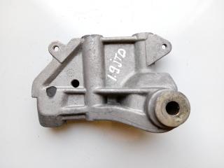 кронштейн двигателя Fiat Marea 1 поколение 2001, 1.9 л., дизель, МКПП, седан, 46539781