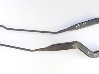 щеткодержатель (поводок стеклоочистителя, дворник) Citroen Xantia 1 поколение 1996, 1.8 л., бензин, МКПП, хетчбэк 5 дв.