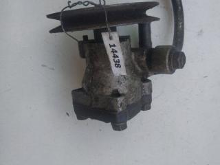 насос гидроусилителя руля Hyundai Lantra J2 1995, 1.6 л., бензин, 5711028200