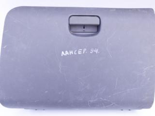 бардачок Mitsubishi Lancer 6 поколение 1994, 1.6 л., бензин, МКПП, хетчбэк 5 дв., передний привод, MB803586