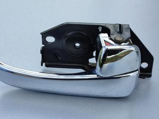 ручка внутренняя передняя правая Hyundai Sonata EF 2000, 2.0 л., бензин, МКПП, седан