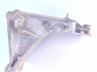 кронштейн двигателя Volkswagen Passat B3 1990, 1.6 л., SB, дизель, МКПП, седан, 357199354H
