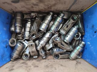 коромысло клапана (рокер) Audi A8 D2/4D [рестайлинг] (1999 - 2002), 2.5 л., AKE, дизель