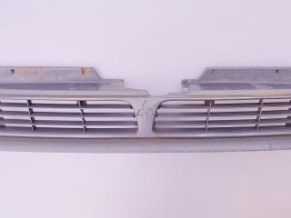 решетка радиатора Mitsubishi Space Wagon 2 поколение (Typ N30/N40) 1994, 2.0 л., бензин, МКПП, минивэн, MB-667240