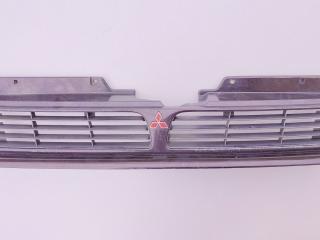 решетка радиатора Mitsubishi Space Wagon 2 поколение (Typ N30/N40) 1994, 2.0 л., бензин, МКПП, минивэн, MB-667240