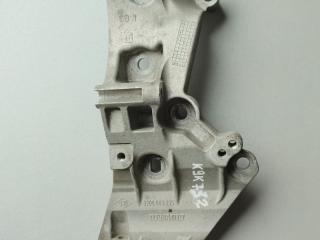 кронштейн генератора Renault Laguna 3 поколение 2009, 1.5 л., K9K 732, дизель, МКПП, универсал, 8200669495