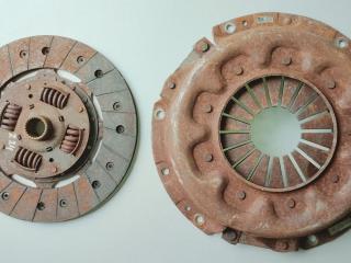 комплект сцепления Nissan Pathfinder WD21 1991, 2.4 л., Z24, бензин, МКПП, внедорожник 5 дв., 324003110