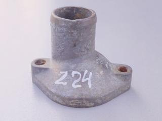 фланец (тройник) системы охлаждения Nissan Pathfinder WD21 1991, 2.4 л., Z24, бензин, МКПП, внедорожник 5 дв.