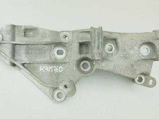 кронштейн генератора Renault Megane 2 поколение 2004, 1.6 л., K4M 760, бензин, МКПП, хетчбэк 5 дв., 8200327134