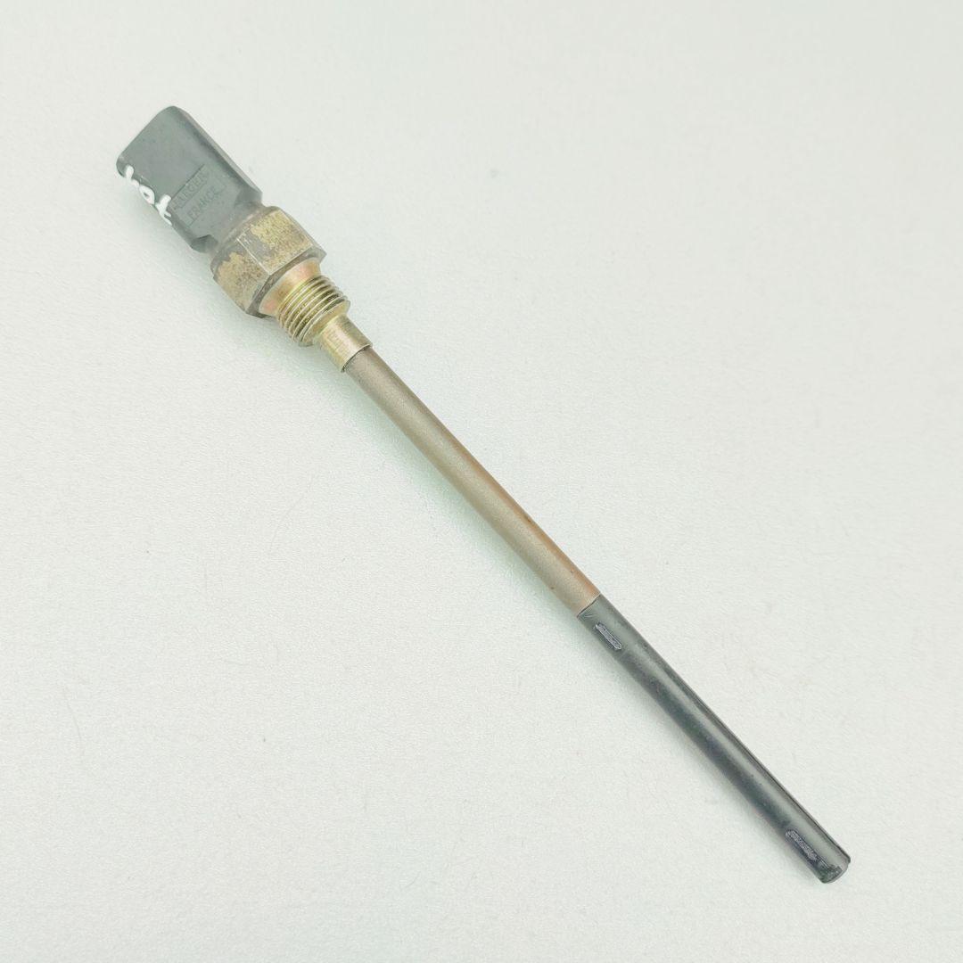 датчик уровня масла Renault Scenic 1 поколение 1997, 1.9 л., F8Q 784, дизель, МКПП, хетчбэк 5 дв., 415060 - фото №1