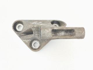 кронштейн (крепление) Nissan X-Trail T30 2002, 2.2 л., дизель, МКПП, внедорожник 5 дв.