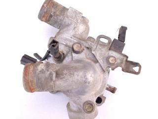 корпус термостата Mitsubishi Outlander 1 поколение 2003, 2.0 л., 4G63 (DOHC 16V), бензин, МКПП, хетчбэк 5 дв.