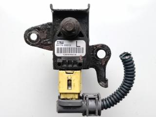 датчик удара Toyota Avensis 2 поколение (T250) 2005, 2.0 л., дизель, МКПП, хетчбэк 5 дв., 89174-05010