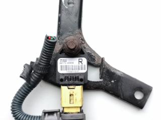 датчик удара Toyota Avensis 2 поколение (T250) 2005, 2.0 л., дизель, МКПП, хетчбэк 5 дв., 89173-05030