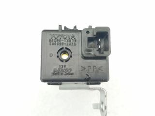 реле (прочие) Toyota Avensis 2 поколение (T250) 2005, 2.0 л., дизель, МКПП, хетчбэк 5 дв., 86650-13010, 068900-3570