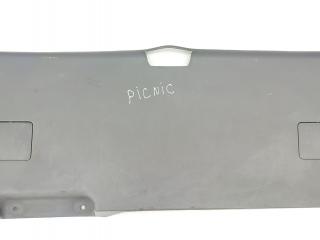 обшивка крышки багажника Toyota Picnic 1 поколение 1999, 2.2 л., 3C-T, дизель, МКПП, минивэн