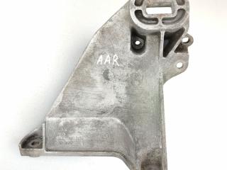 кронштейн двигателя Audi A6 4A/C4 1995, 2.3 л., AAR, бензин, МКПП, седан, 4A0199312