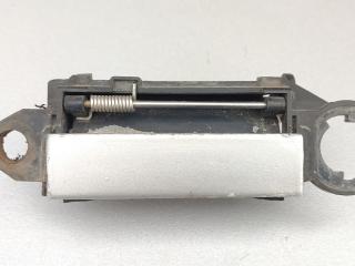 ручка наружная Audi A6 4A/C4 1995, 2.3 л., AAR, бензин, МКПП, седан, 4A0837205