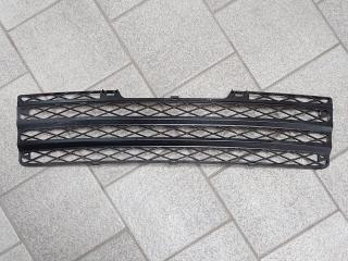 заглушка (решетка) в бампер Toyota Yaris Verso 1 поколение 2002, МКПП, 5311252040