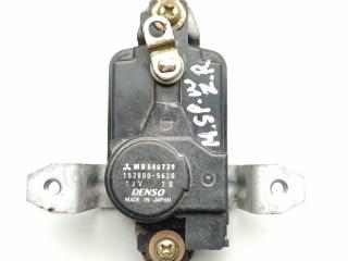 активатор (привод) замка двери Mitsubishi Space Wagon 2 поколение (Typ N30/N40) 1998, 2.0 л., 4D68 T, дизель, МКПП, 152800-5620, MB546739