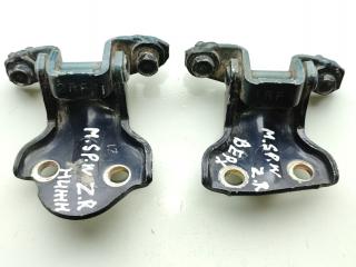 петля двери Mitsubishi Space Wagon 2 поколение (Typ N30/N40) 1998, 2.0 л., 4D68 T, дизель, МКПП