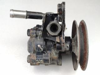 насос гидроусилителя руля Nissan Bluebird 910 1992, 2.0 л., дизель, МКПП, 49110-05E99