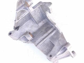 кронштейн гидроусилителя Audi A6 4A/C4 1997, 2.5 л., AEL, дизель, МКПП, седан, 054145523G