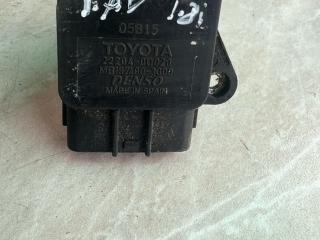 расходомер воздуха Toyota Avensis 1 поколение (T220) [рестайлинг] (2000 - 2003), 1.8 л., бензин, 222040D0020