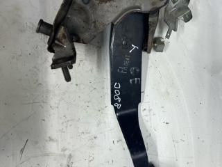 педаль тормоза Mazda 626 GE 1994