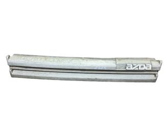 решетка радиатора Mazda 626 3 поколение 1990