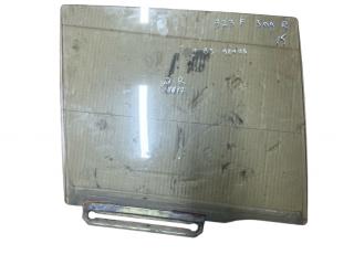 стекло двери задней правой Mazda 323 6 поколение 2000