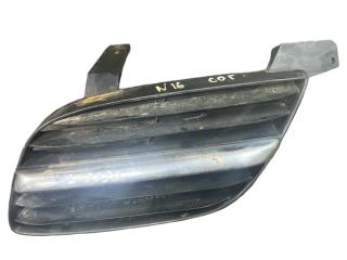 решетка радиатора Nissan Almera N16 2002