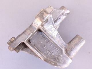 кронштейн двигателя Renault Laguna 2 поколение 2004, 1.9 л., дизель, МКПП, 8200193773
