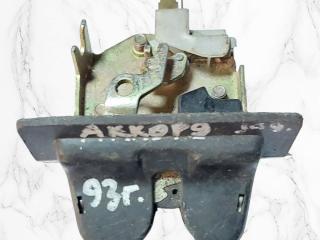 замок багажника Honda Accord 5 поколение 1994, седан