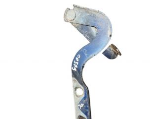 петля капота правая Mazda 121 2 поколение 1996