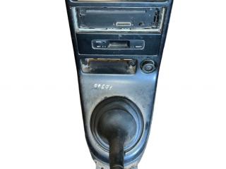 консоль салона Mazda 121 2 поколение 1996